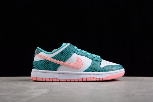 Dunk Low snake skin