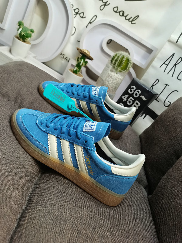 Spezial blue