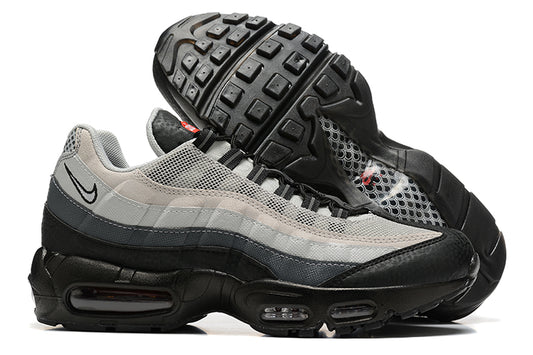 Air Max 95 grey to black