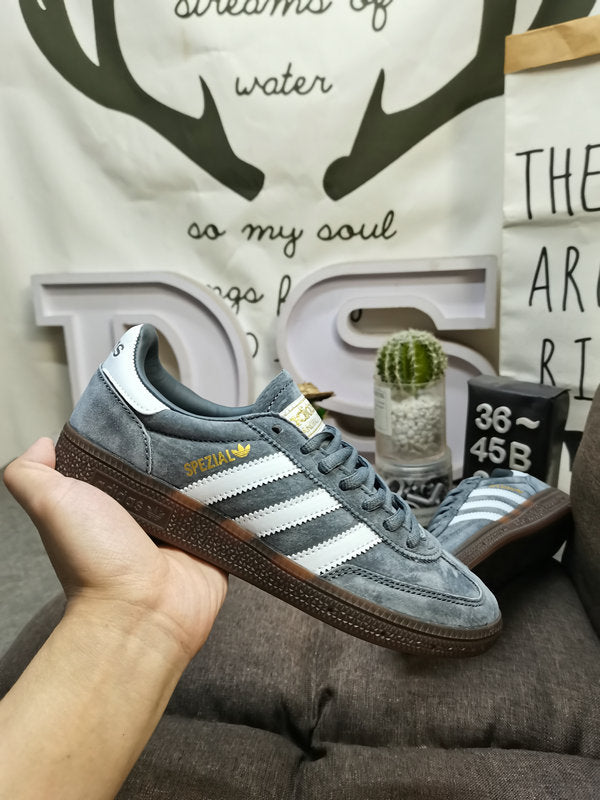 Spezial wolf grey