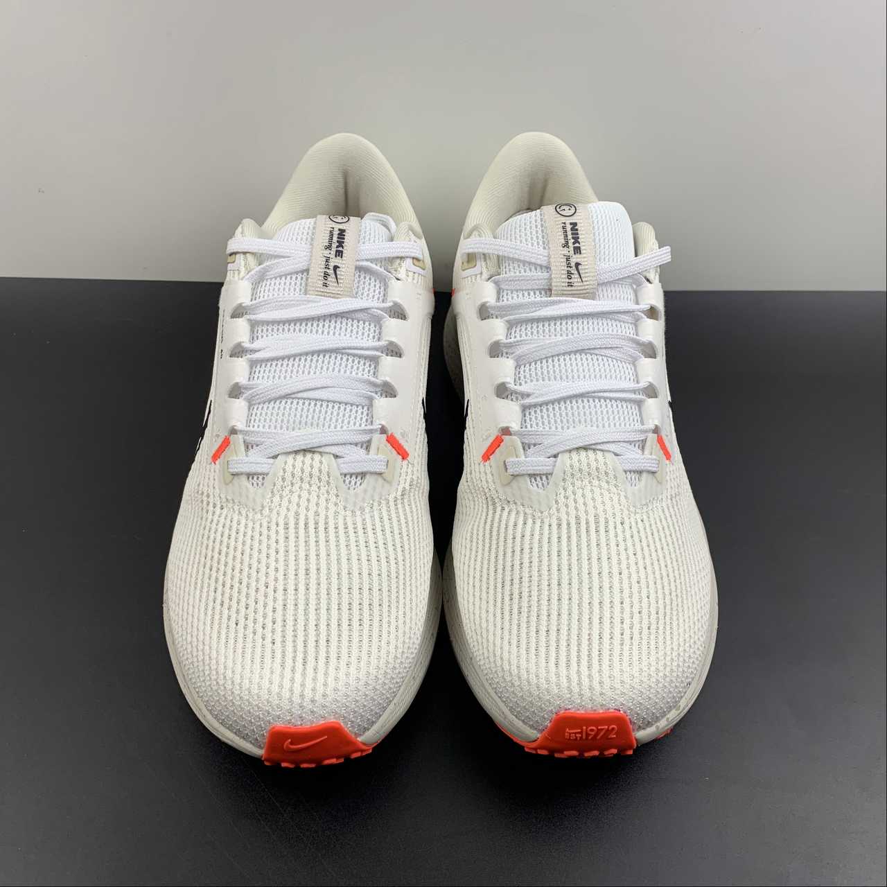 Zoom Pegasus 40 orange cream
