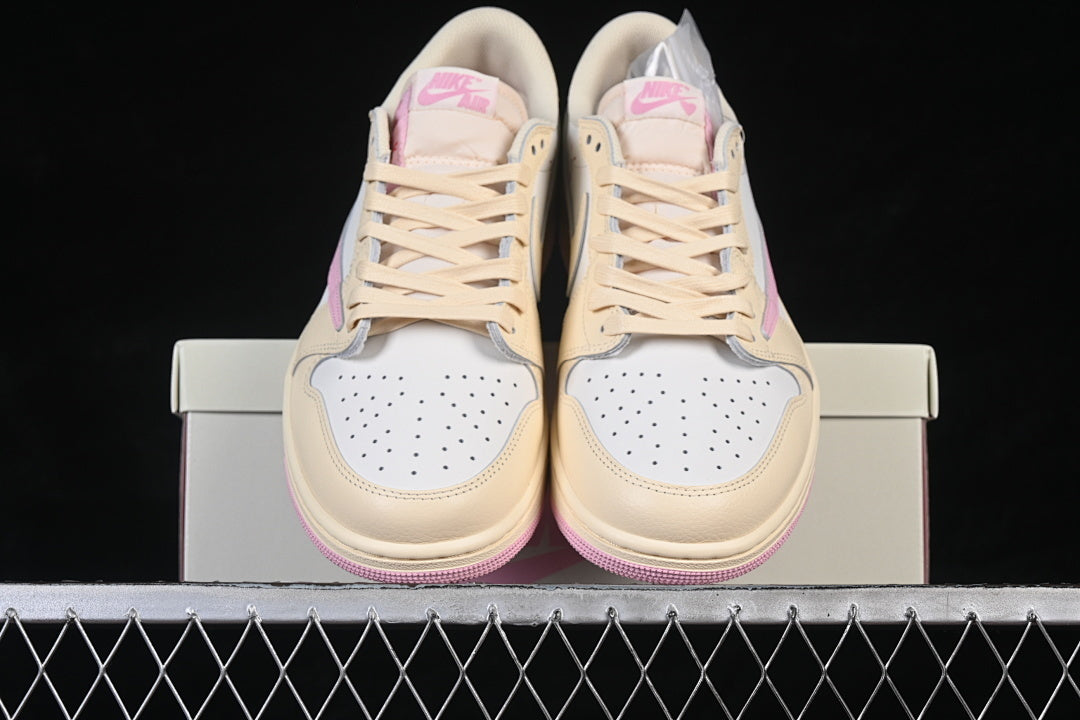 Jordan 1 Low x Travis Scott shy pink