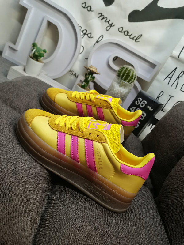 Gazelle bold yellow pink