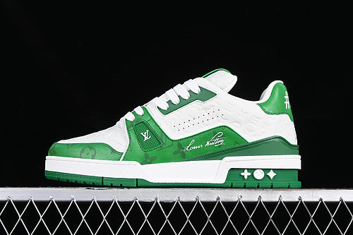 LV trainer signature green