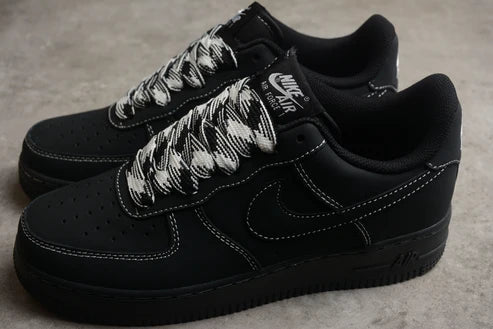 Nike AF1 black white costure