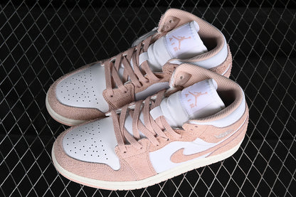 Jordan 1 Mid legend pink