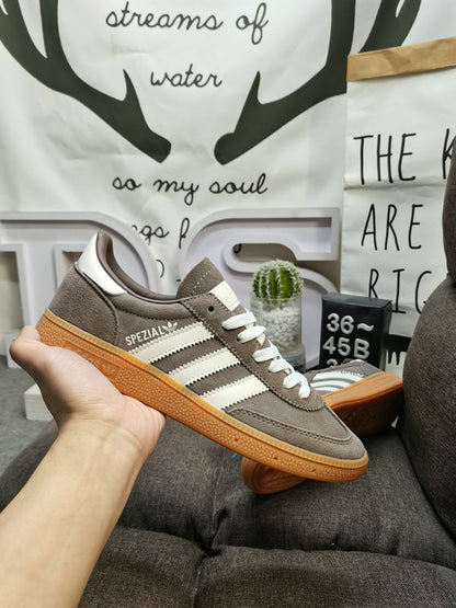 Spezial light brown