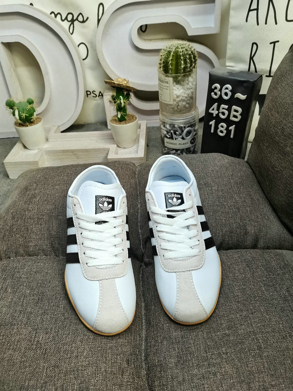TOKYO white black