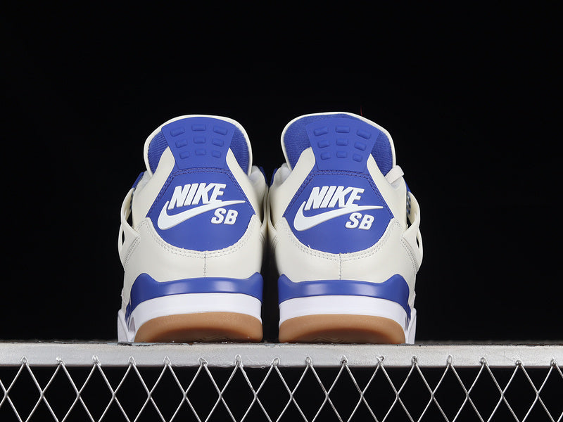 Jordan 4 SB navy