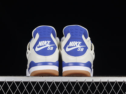 Jordan 4 SB navy