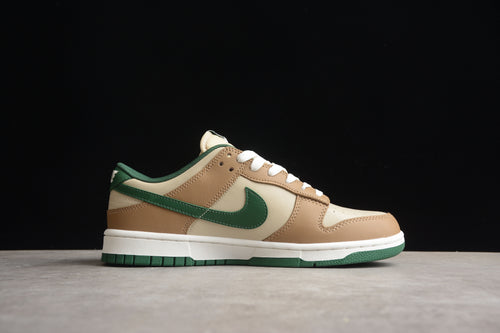 Dunk Low rattan green