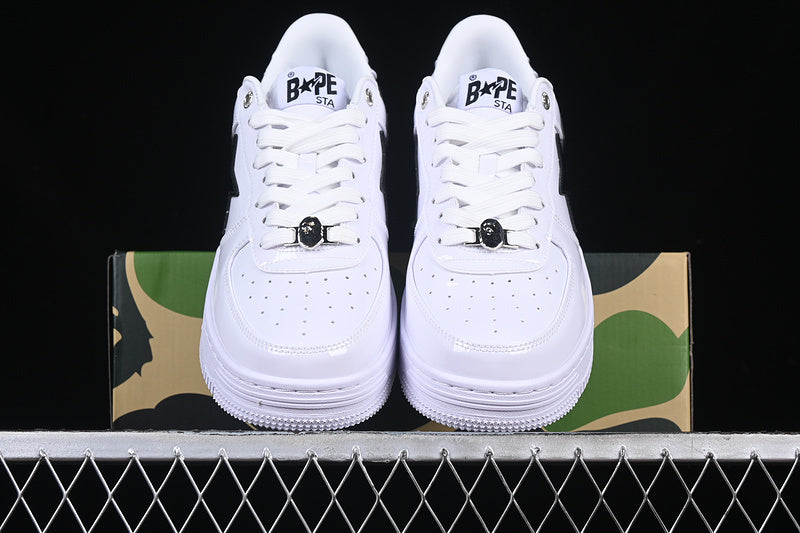BAPE STA tokyo nigo white black
