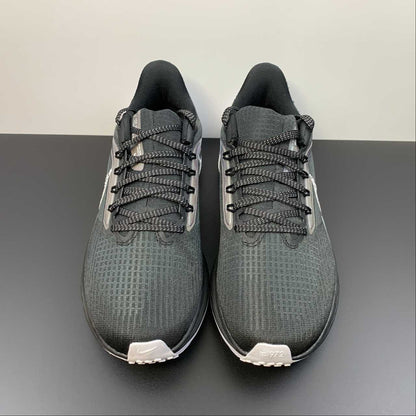 Zoom Pegasus 39 dark olive