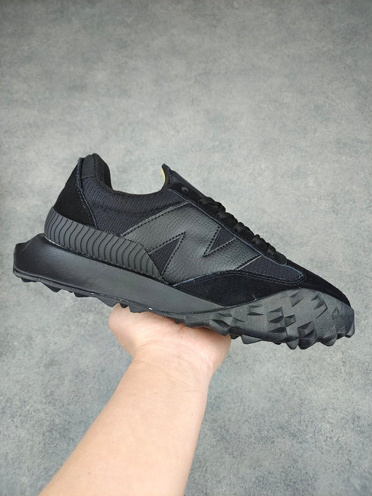 New Balance XC72 full black