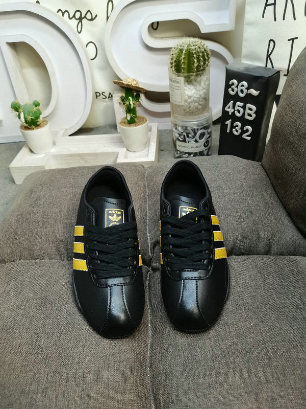 TOKYO black yellow