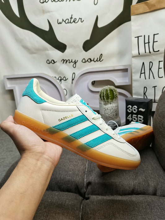 Gazelle indoor white sky