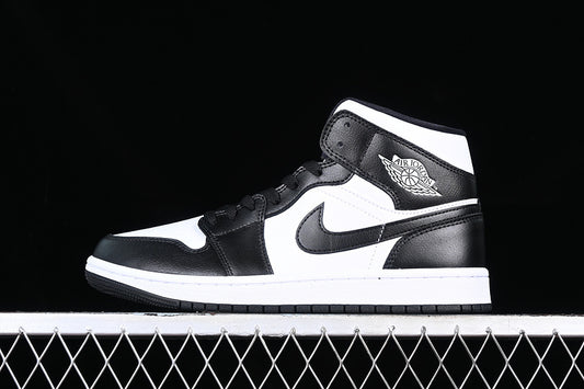 Jordan 1 Mid panda