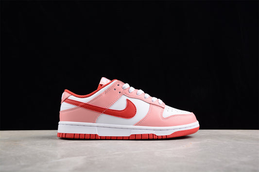 Dunk Low red pink
