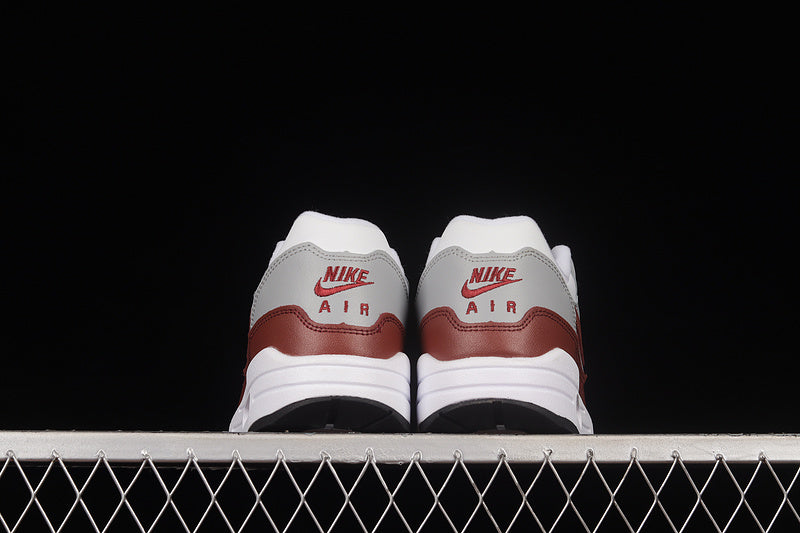 Air Max 1 mystic dates