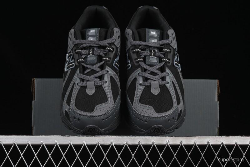 New Balance 1906R black grey