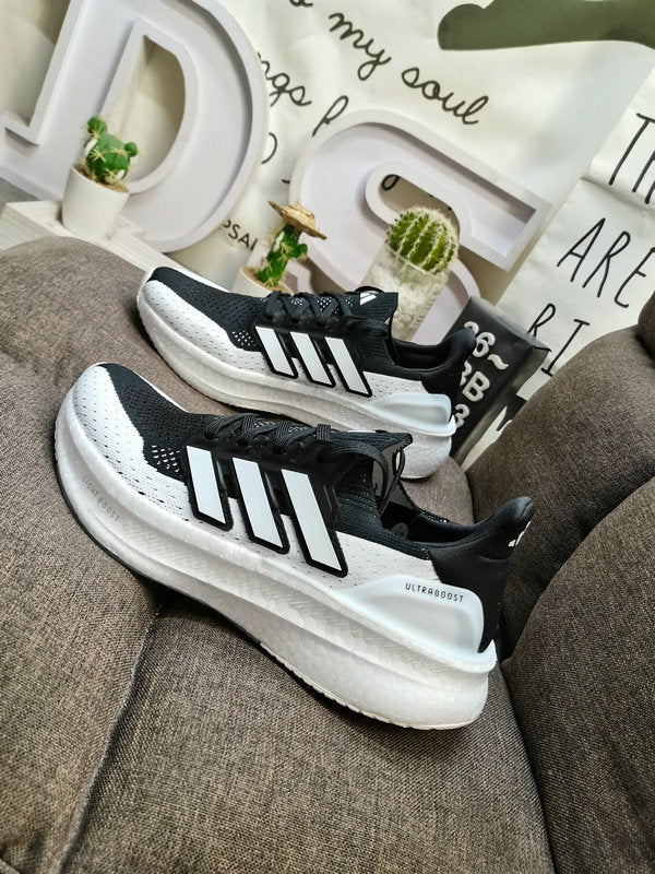 UltraBoost 5 black white