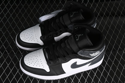 Jordan 1 Mid black iron white