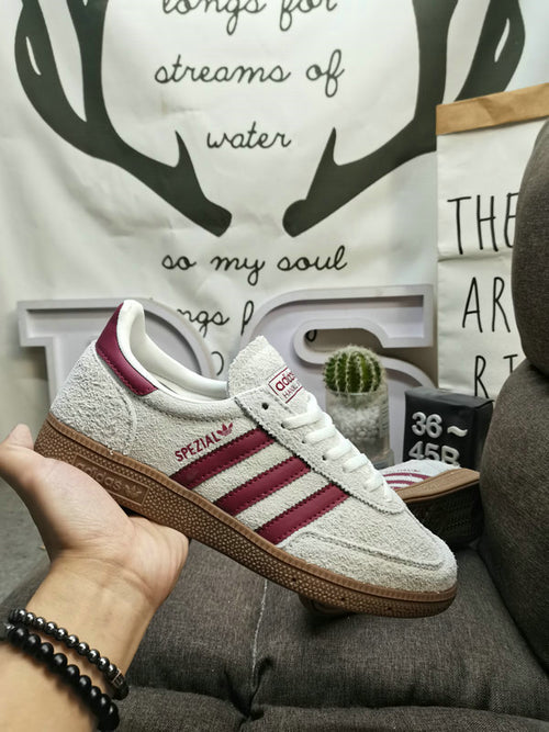 Spezial collegiate burgundy