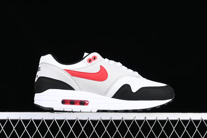 Air Max 1 university red black