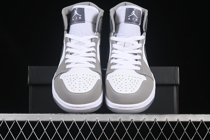 Jordan 1 Mid cool grey