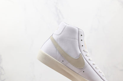 Blazer high beige swoosh