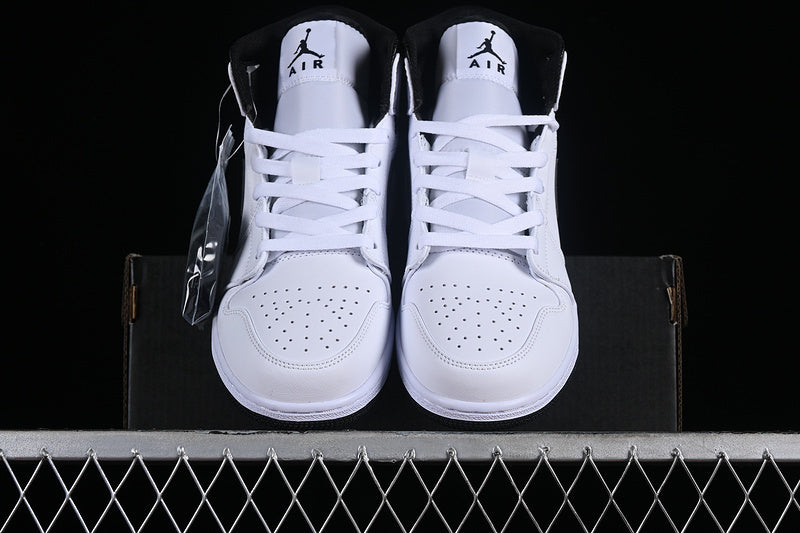 Jordan 1 Mid white black
