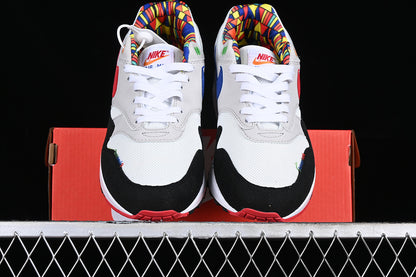 Air Max 1 live together play together