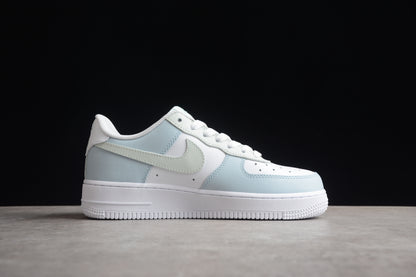 Air Force 1 sky white