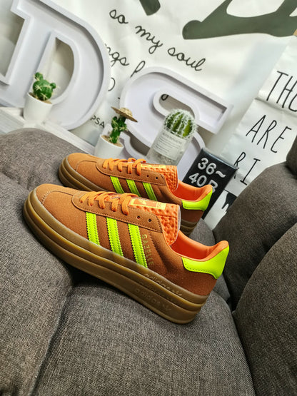 Gazelle bold solar orange