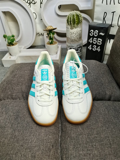 Gazelle indoor white sky