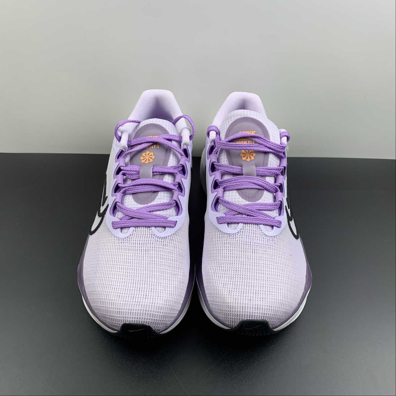 Zoom Fly 5 barely grape