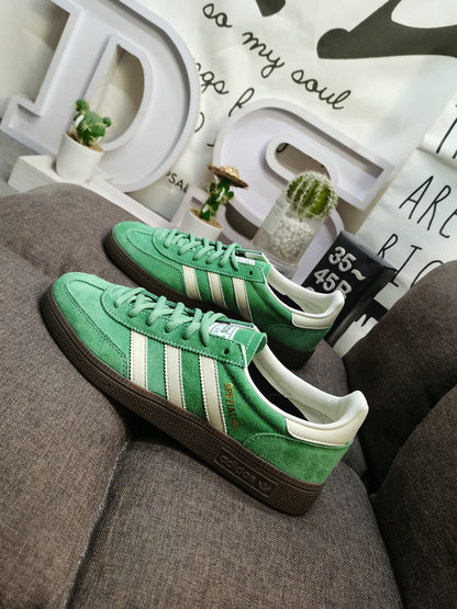 Spezial light green