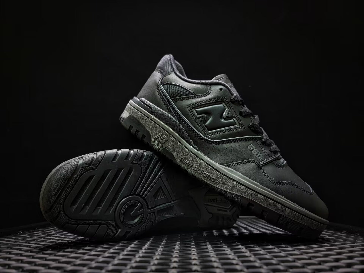 New Balance 550 black