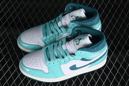 Jordan 1 Mid bleached turquoise