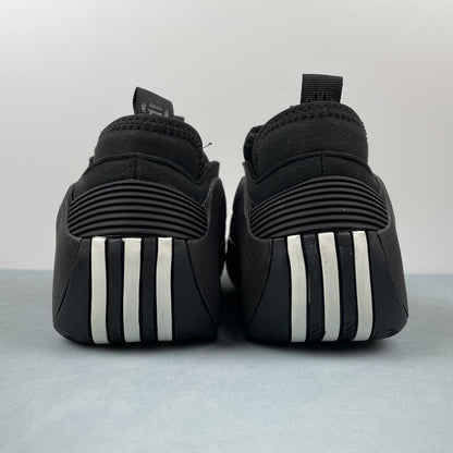 Harden Vol.8 black white