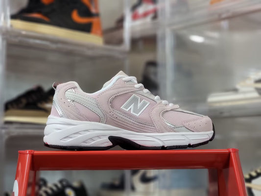 New Balance 530 light pink