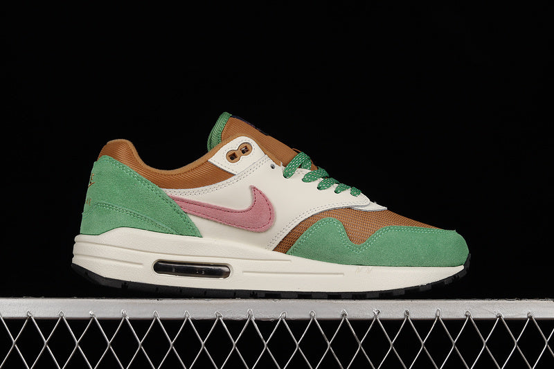 Air Max 1 treeline