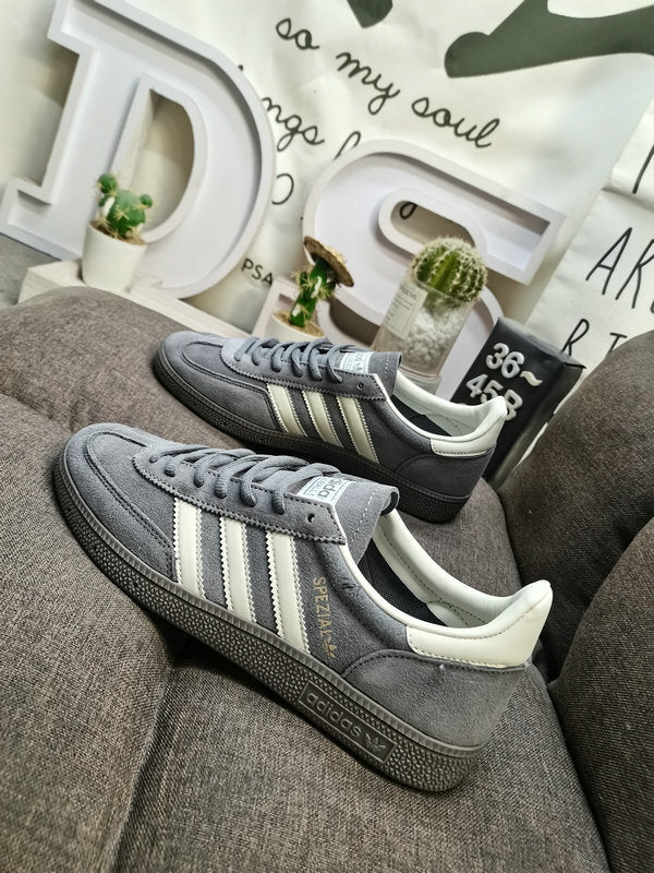 Spezial smokey grey