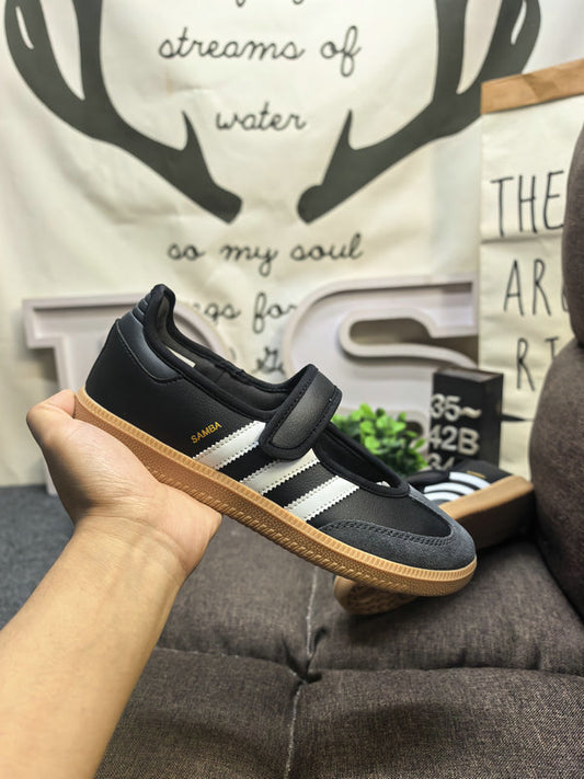 Samba jane ballerina black white