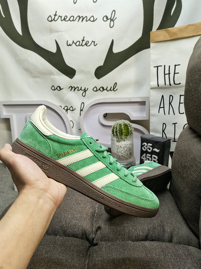 Spezial light green