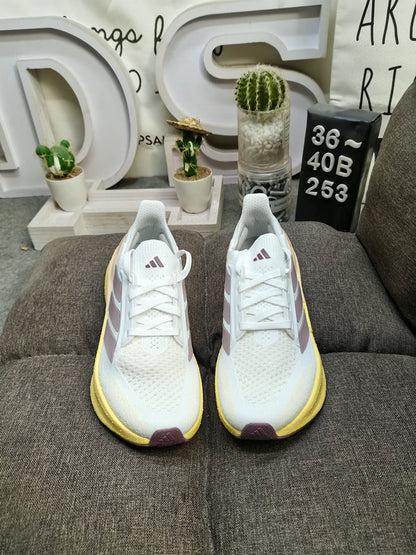 UltraBoost 5 white velvet