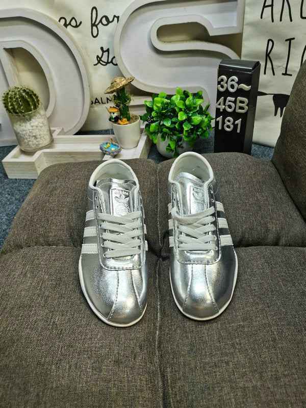 TOKYO metallic silver