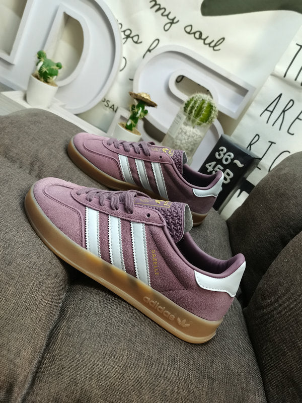 Gazelle indoor granate