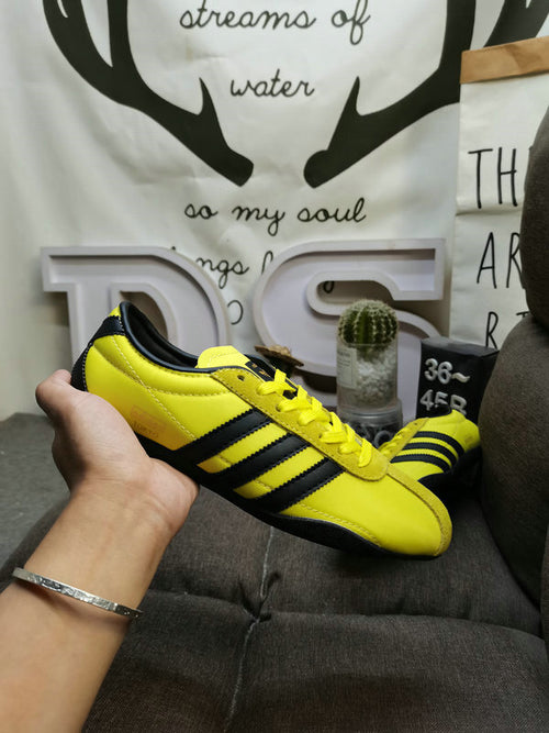 TOKYO yellow black