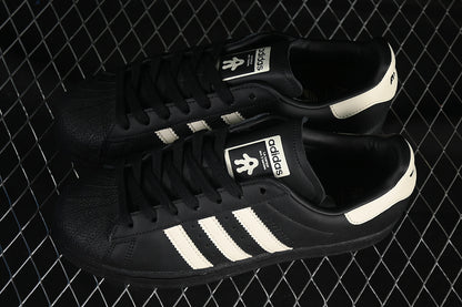 Superstar superfinger black